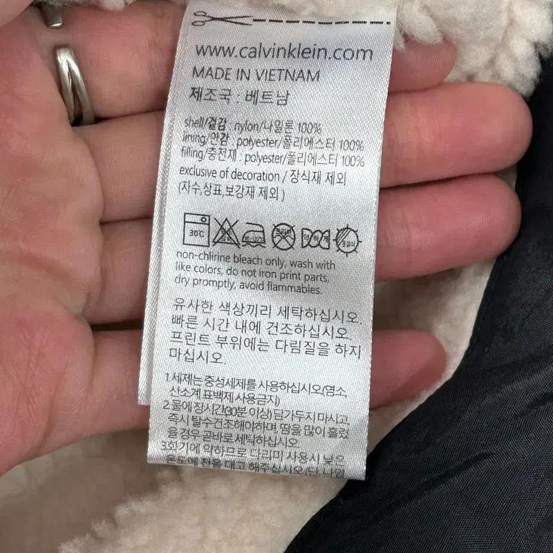 캘빈클라인 퍼포먼스 블랙 패딩 베스트 S 7
