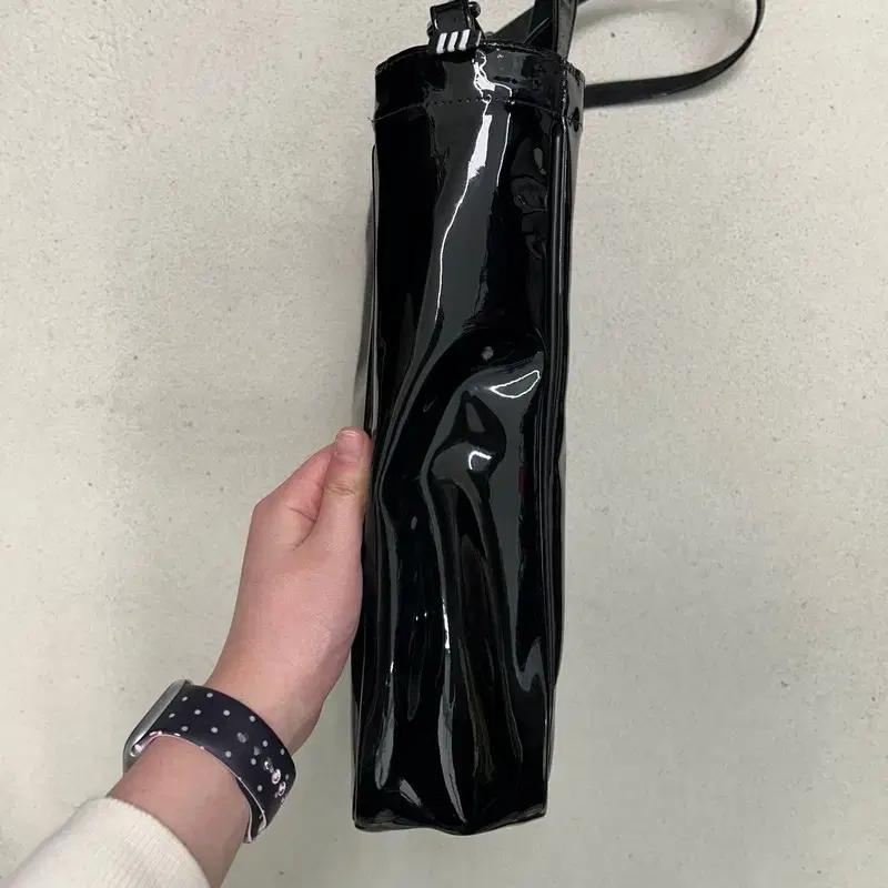 아디다스 오리지널스 빈티지 에어라이너럭스 쇼퍼백 블랙 4