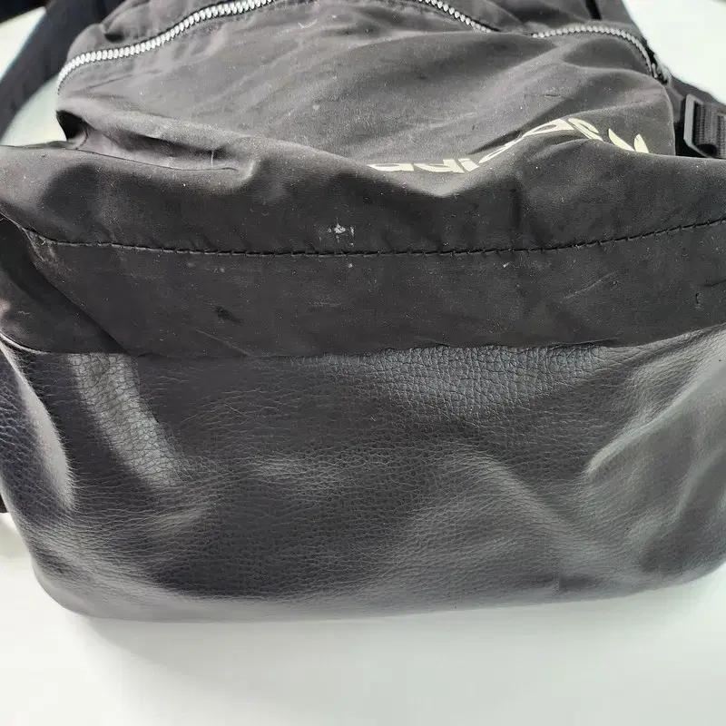 ADIDAS 프리미엄 에센셜 모던 백팩 5
