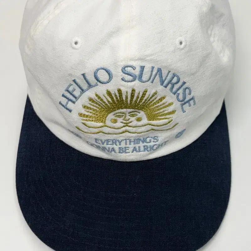 HELLO SUNRISE 투톤 워시드 OG 6패널 캡 3