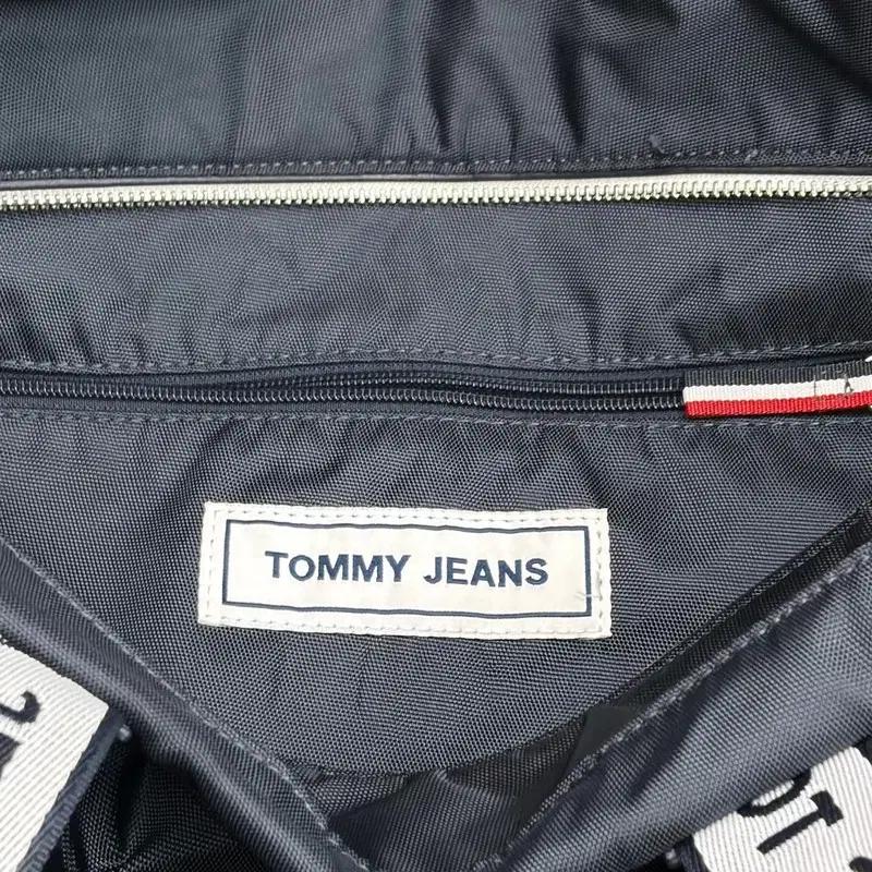 TOMMY JEANS 빅 토트백 8