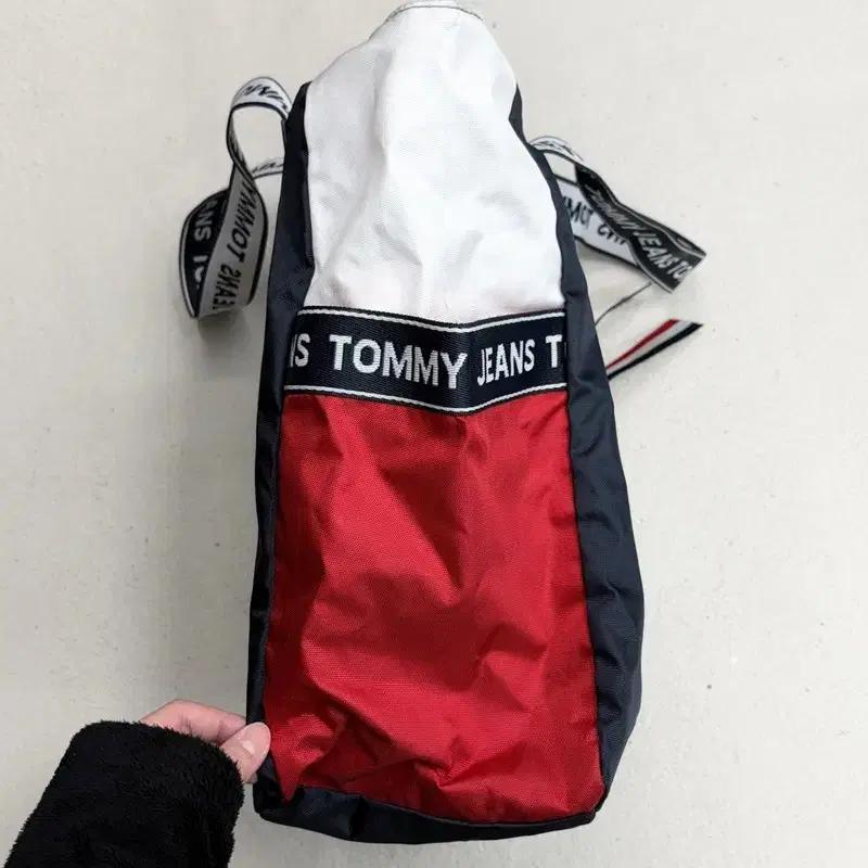TOMMY JEANS 빅 토트백 5