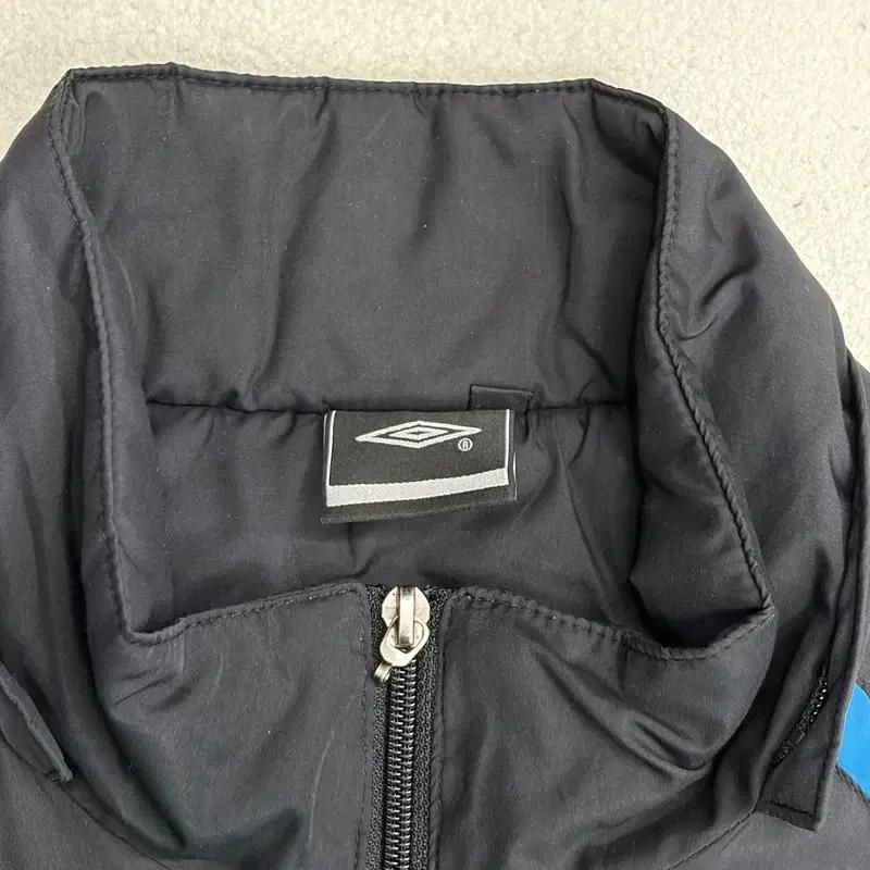 UMBRO 올드스쿨 배색 바람막이 패딩 자켓 105 5