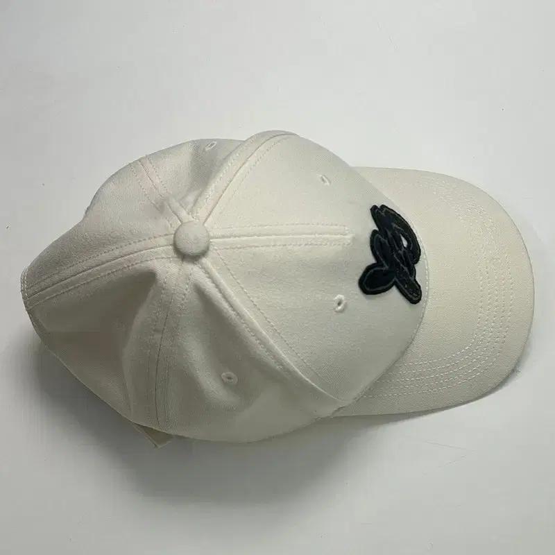 아디다스 Y-3 로고 베이스볼 캡 화이트 5