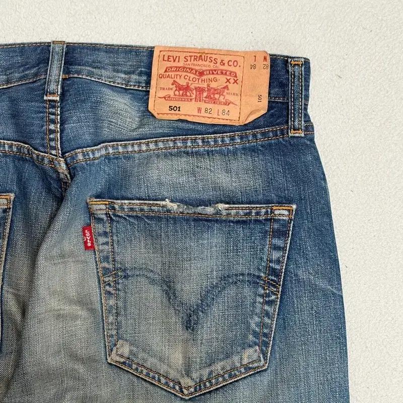 LEVI'S 501 버튼플라이 워싱 진 82X84 9