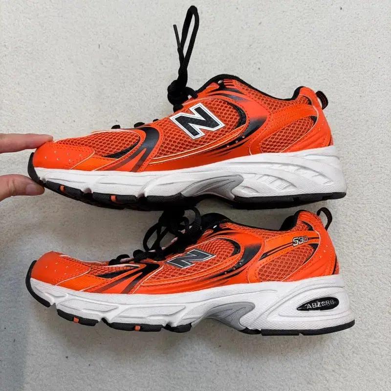 NEW BALANCE 530 러닝화 250 3