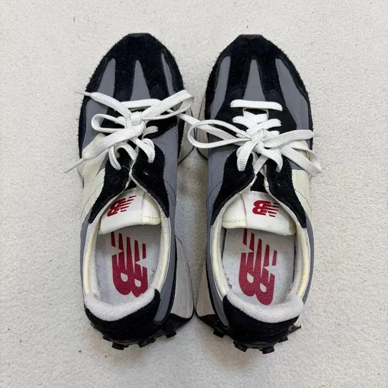 NEW BALANCE 327 스니커즈 255 6