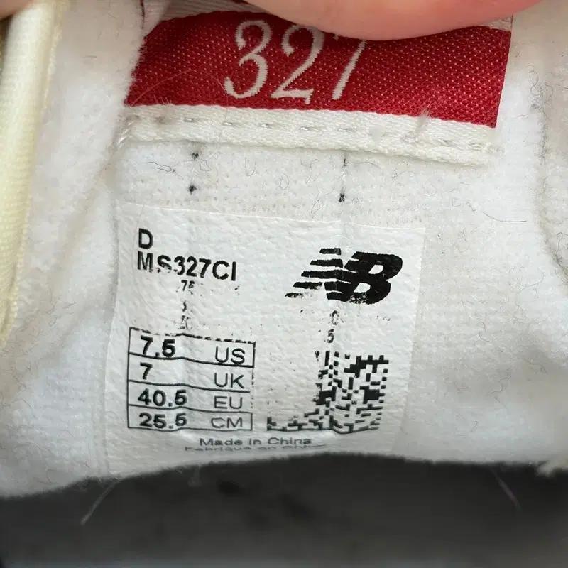 NEW BALANCE 327 스니커즈 255 8