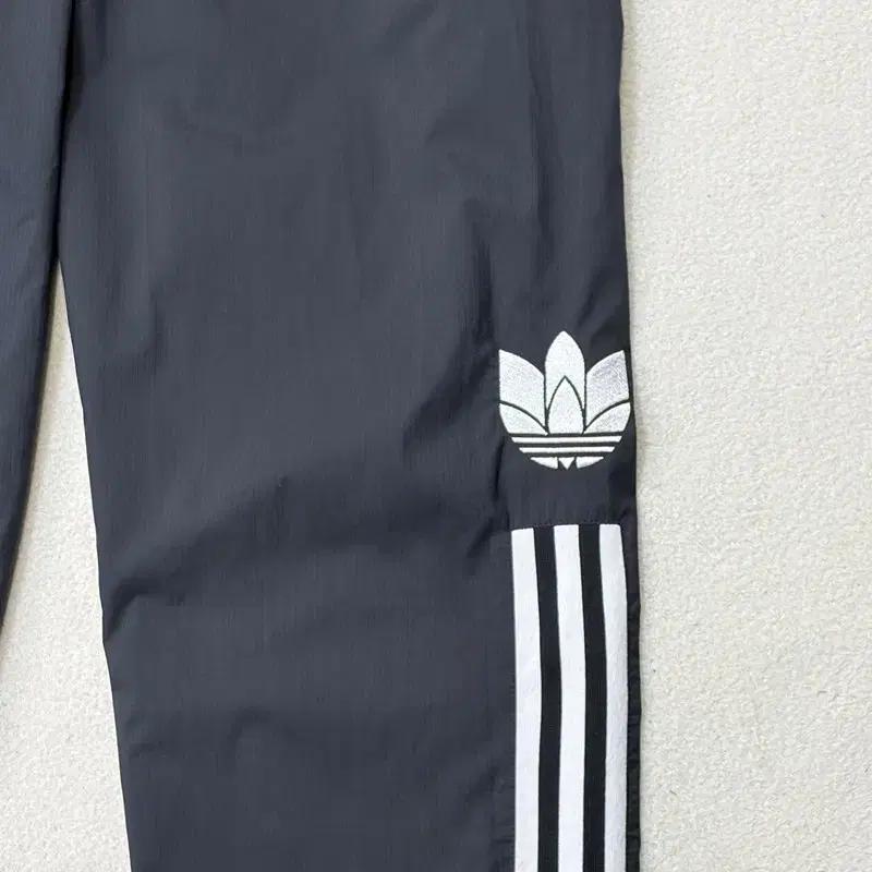 ADIDAS 오리지널스 3D 트레포일 트랙팬츠 S 4