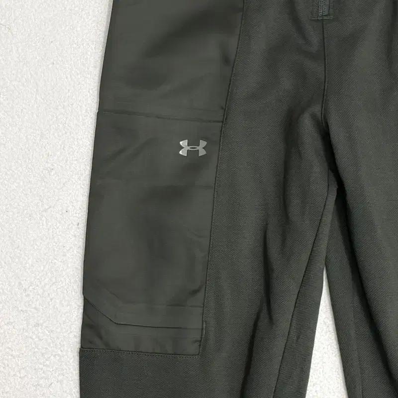 UNDER ARMOUR 카키 조거팬츠 S 3