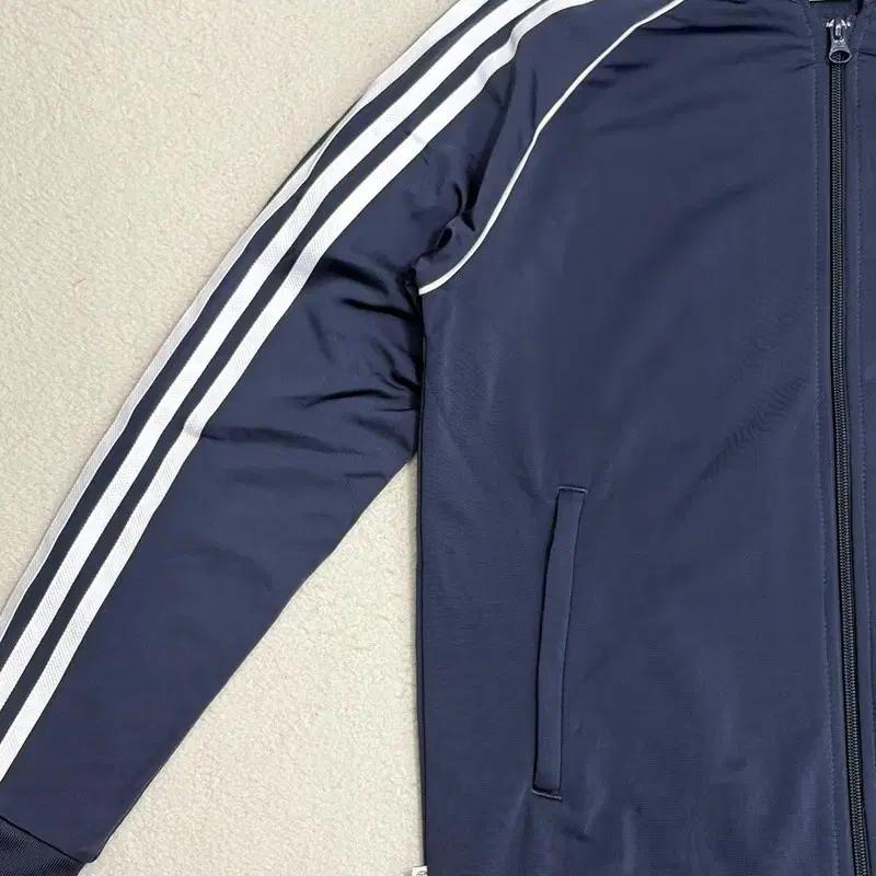 ADIDAS 오리지널 여성용 SST 트랙탑 160 3