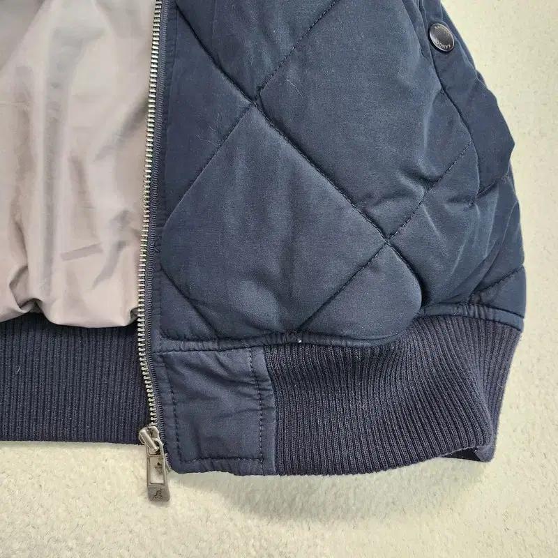 KANGOL 블랙다이아몬드 퀼팅 붐버 자켓  XL 4