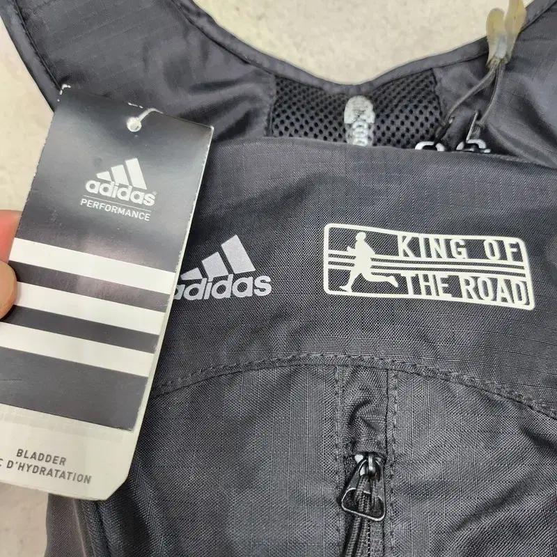 새상품 ADIDAS 트레일 러닝 백팩 9