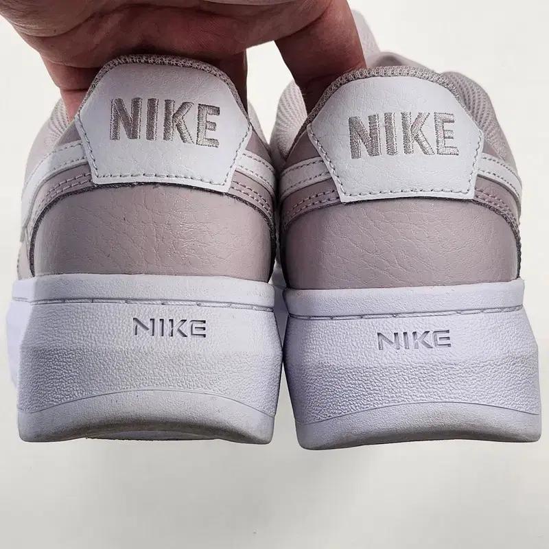 NIKE 코트 비전 알타 핑크 260 7