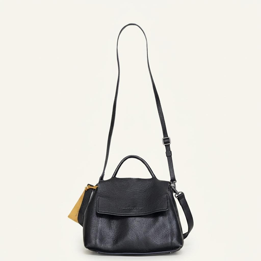MANDARINA DUCK 레더 크로스백 1
