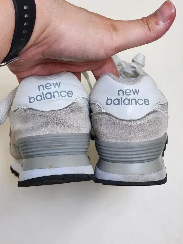 NEW BALANCE 574 235 6