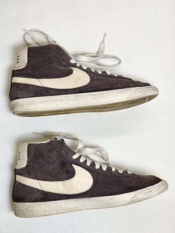 NIKE 블레이져 미드 270 4