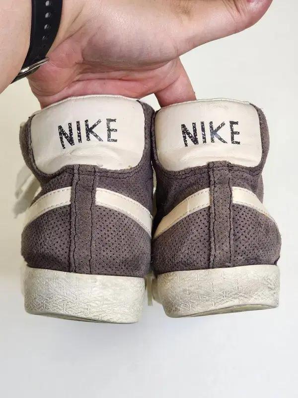 NIKE 블레이져 미드 270 6