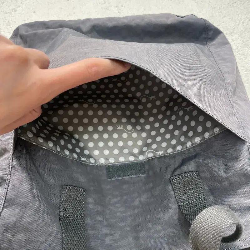 KIPLING 토트백 다크그레이 10