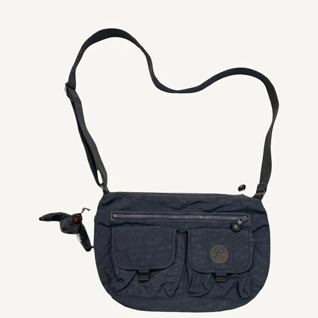KIPLING 인디고 블루 미들 메신저백 1
