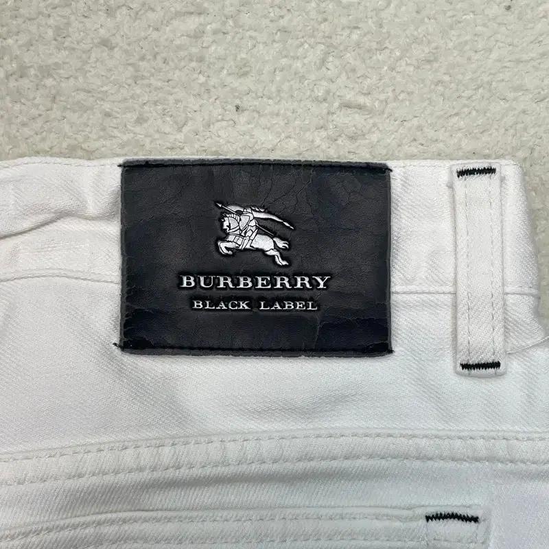 BURBERRY 블랙라벨 화이트 데님팬츠 76 (일본판) 8