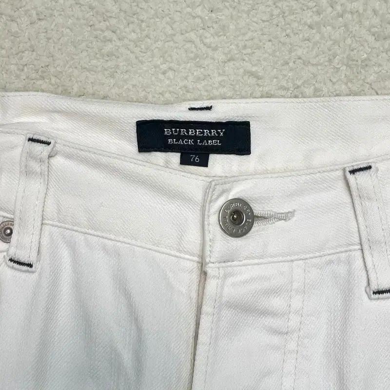 BURBERRY 블랙라벨 화이트 데님팬츠 76 (일본판) 5