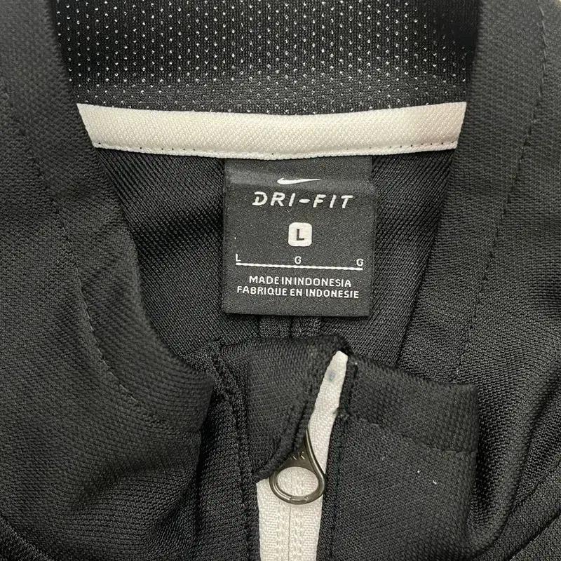 NIKE 스우시 자수 집업 블랙 L 5
