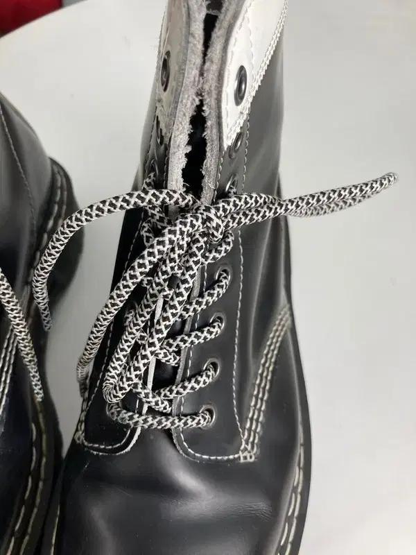 DR. MARTENS 파스칼 벡스 260 4