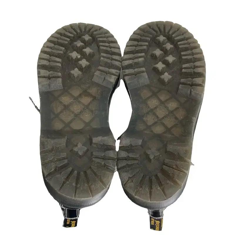 DR. MARTENS 파스칼 벡스 260 10