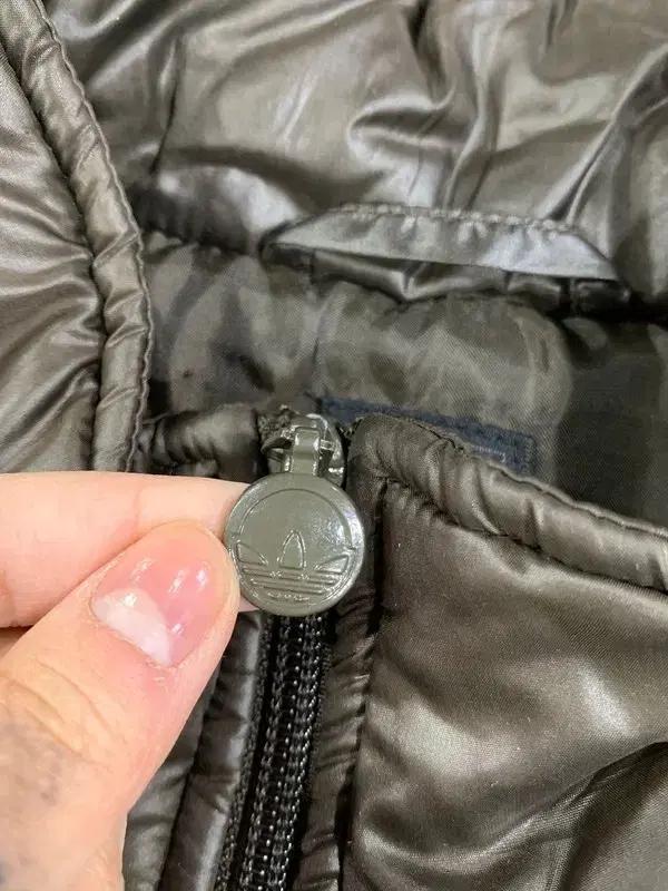 아디다스 올드스쿨 브라운 퀼팅 경량 패딩 105 4