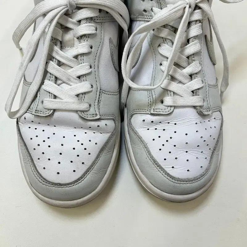 나이키 스모크 그레이 덩크 로우 스니커즈 245 5
