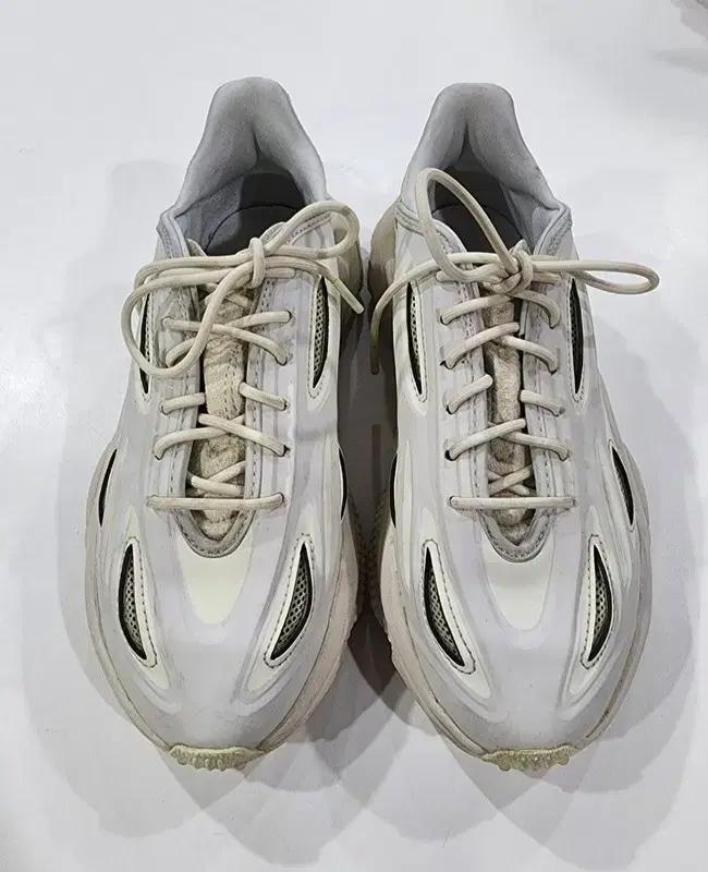 아디다스 오즈위고 220 3