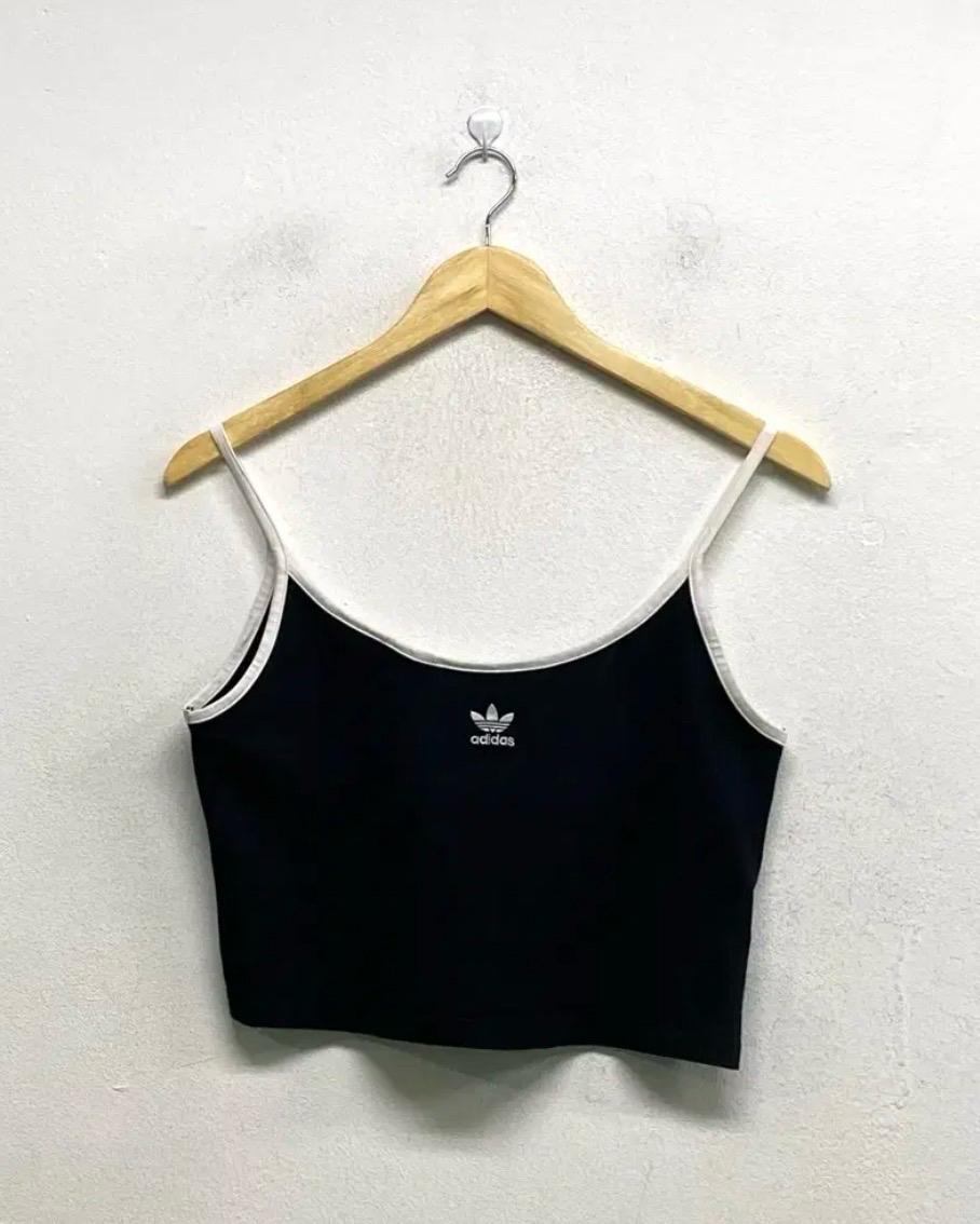 아디다스 운동복 Strap Top M 2