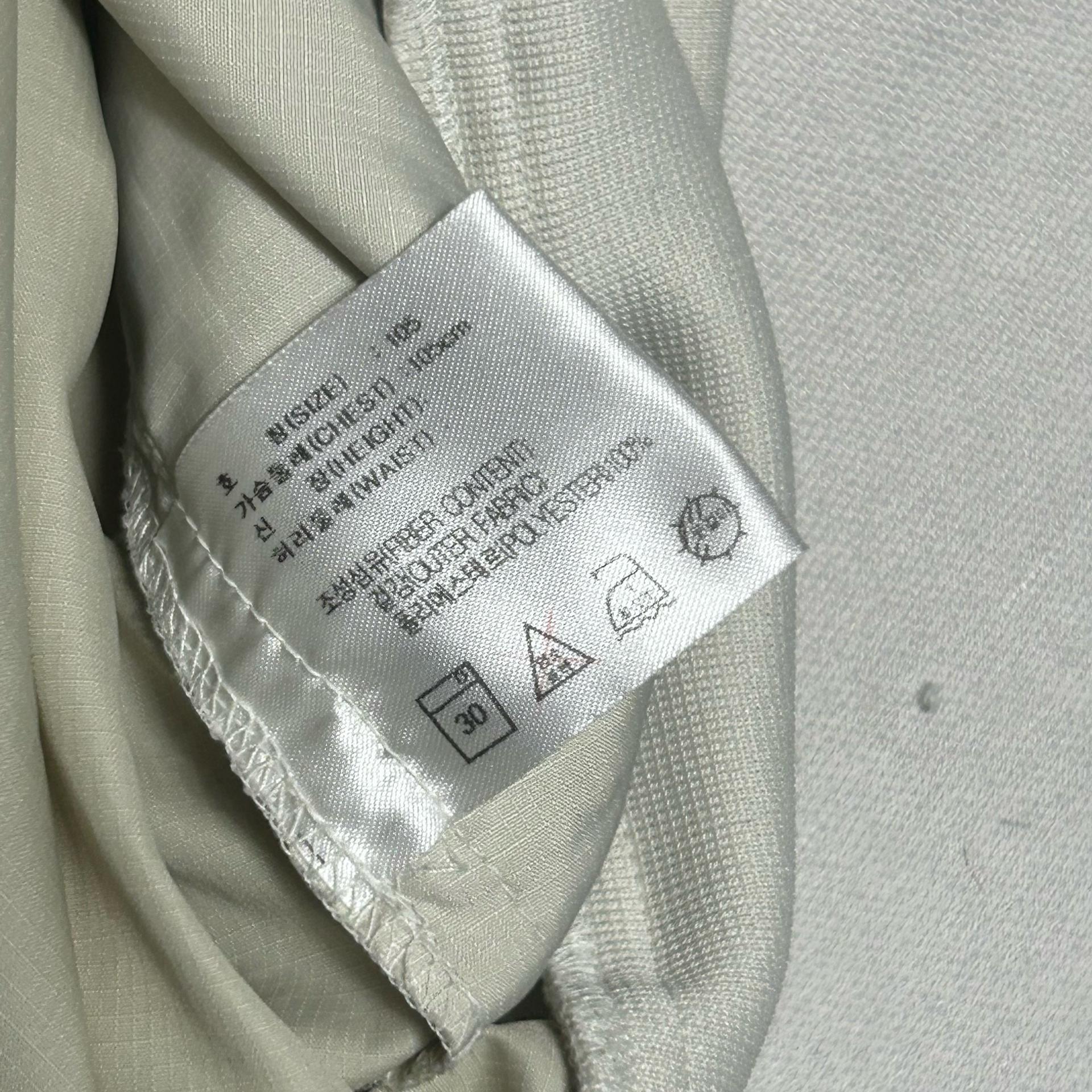 XL 105 나이키 아이보리 바람막이 6