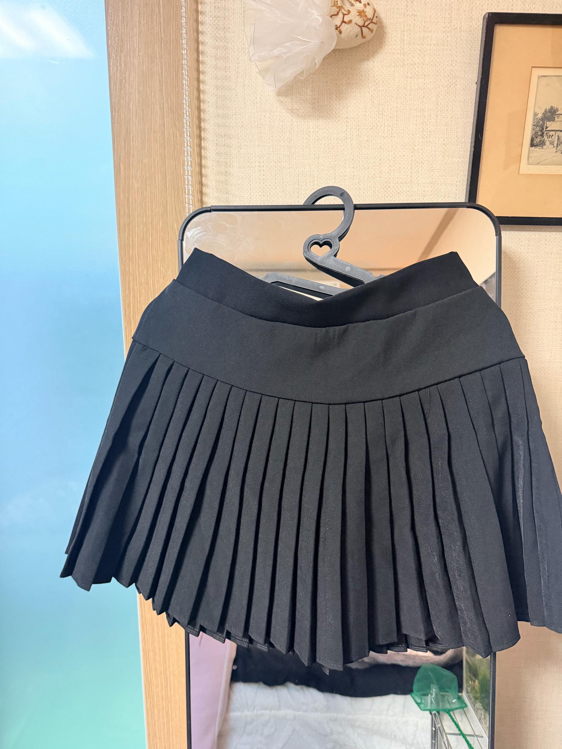 블랙 스커트 3
