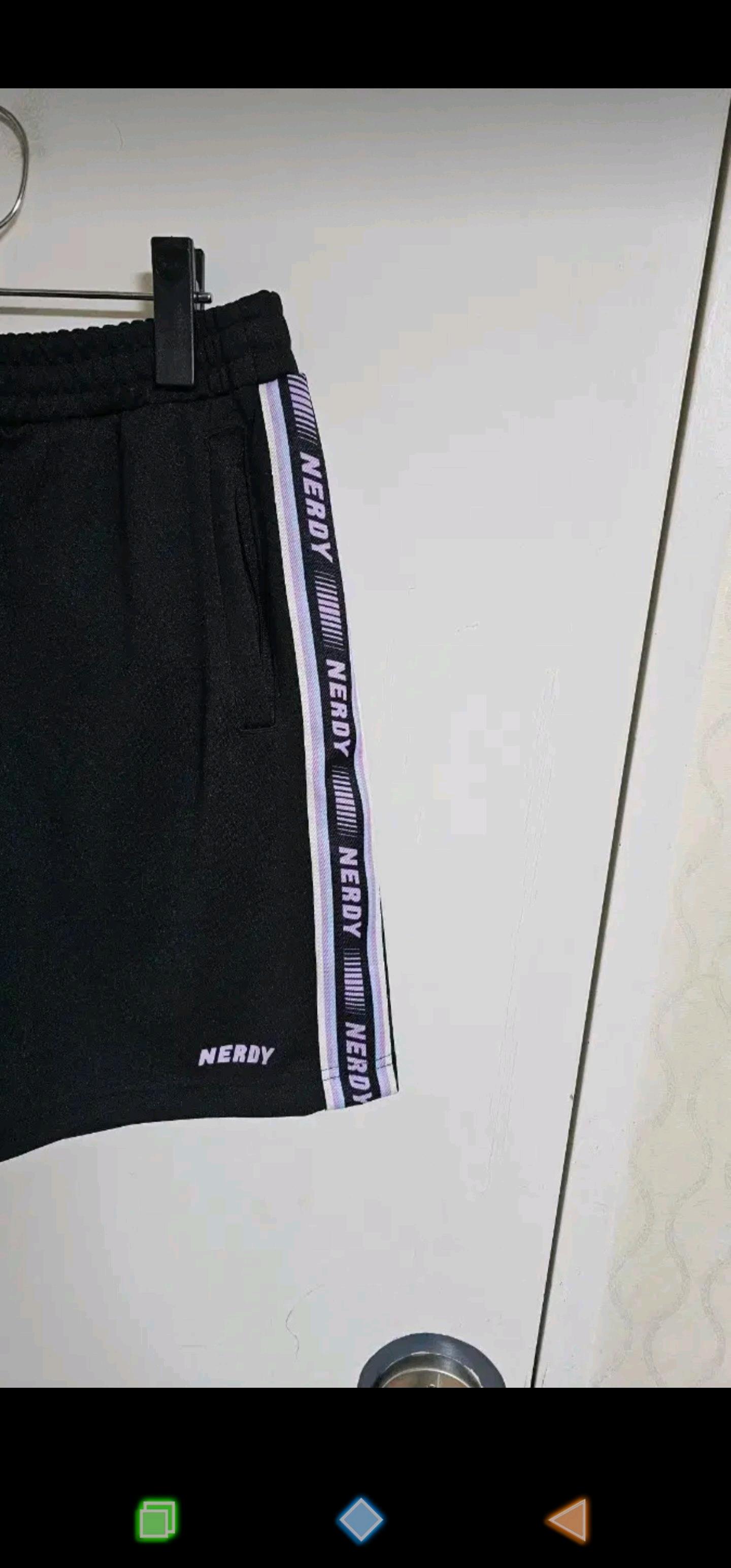 널디 로고 테잎 트랙 하프 팬츠 남녀공용  6