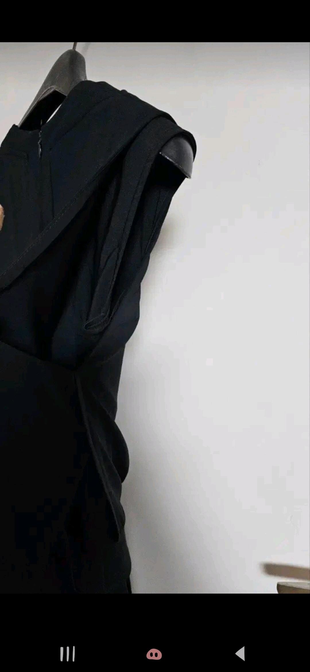 잇 미샤 민소매 점프슈트 6