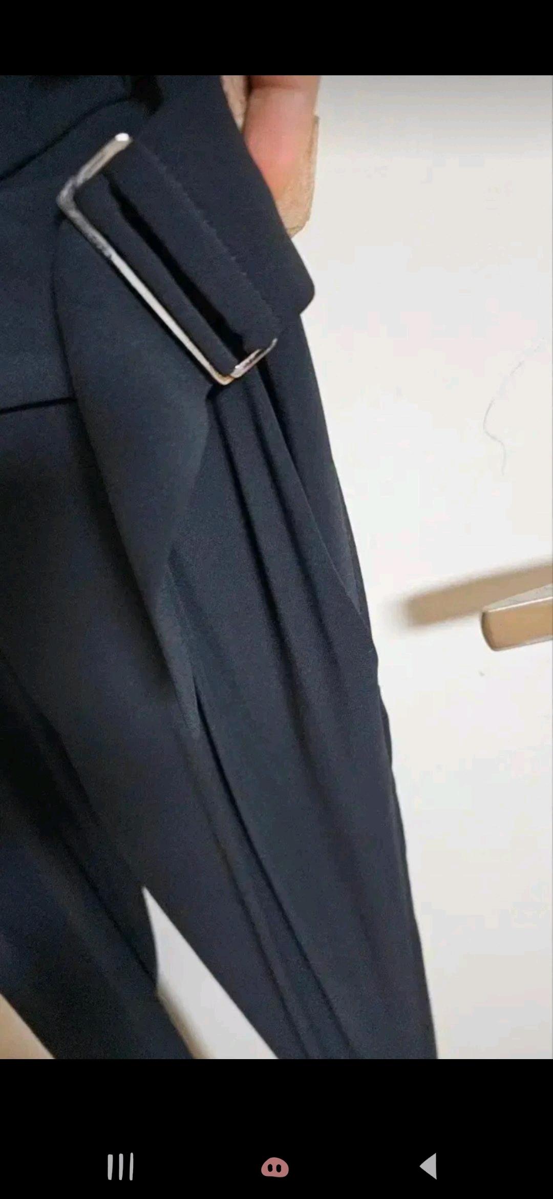 잇 미샤 민소매 점프슈트 8