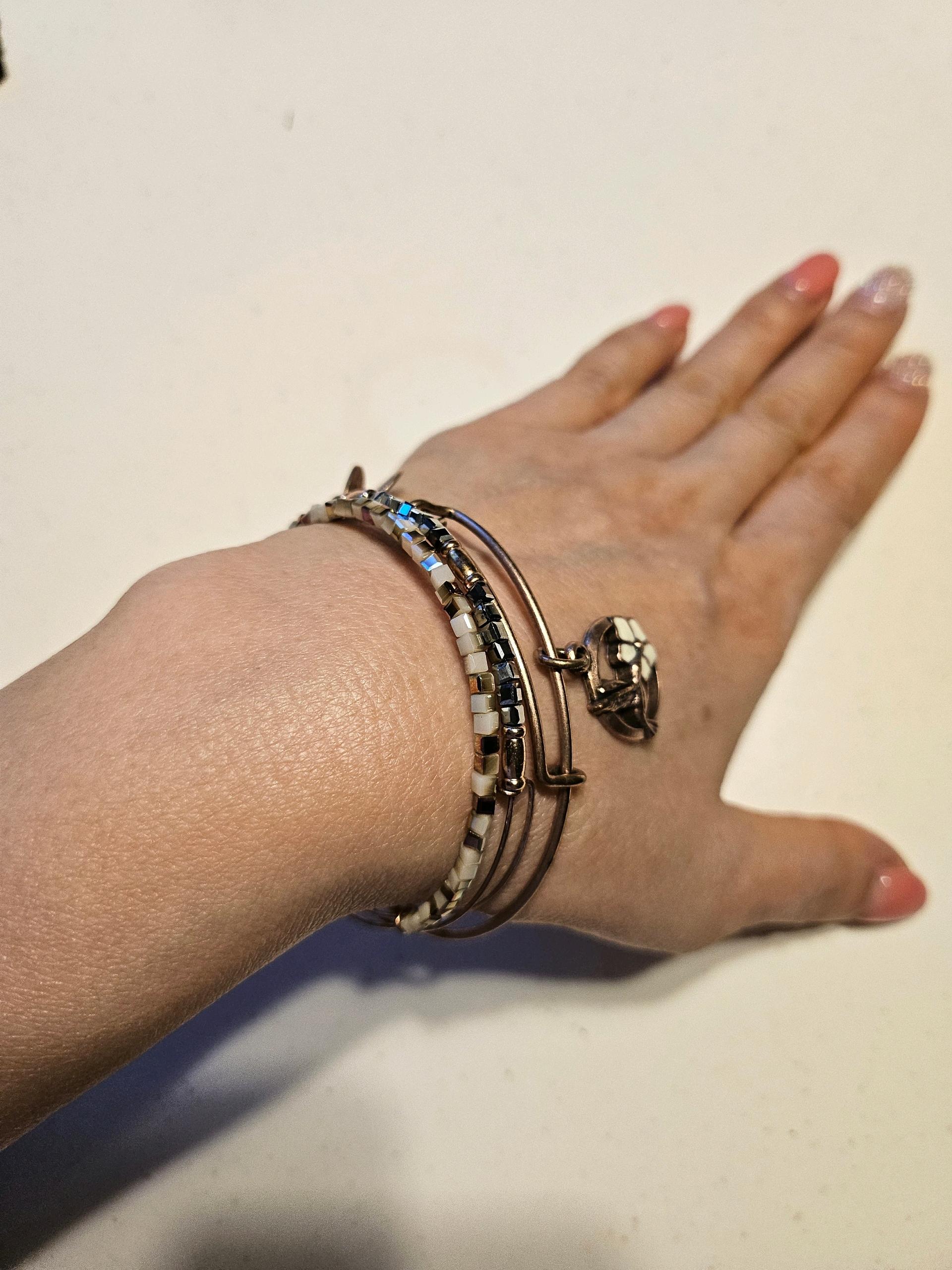 정품] 알렉스 앤 애니(Alex and Ani) 레이어드 뱅글 3종 세트 (풀박스) 4