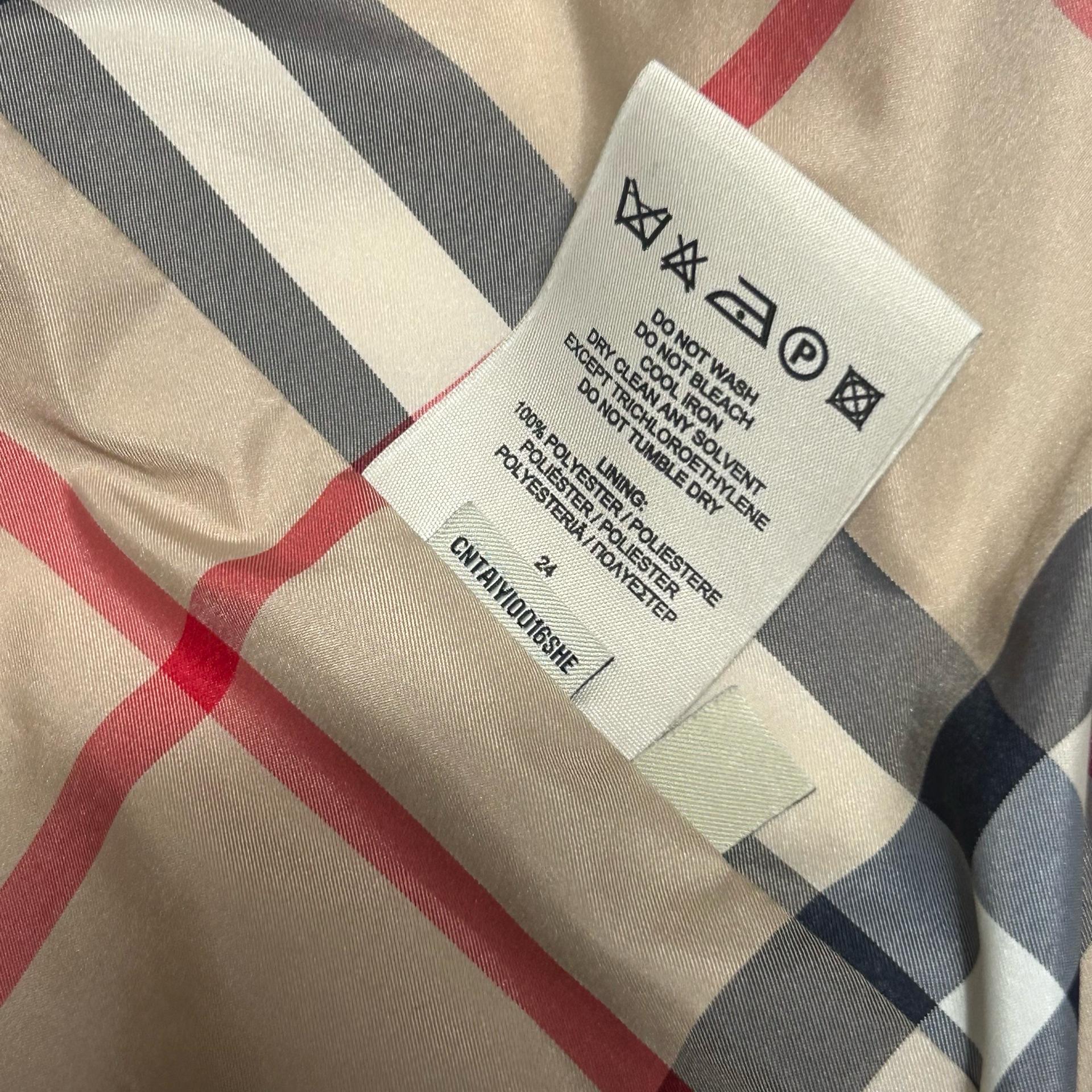 M 버버리 화이트 블루종 6