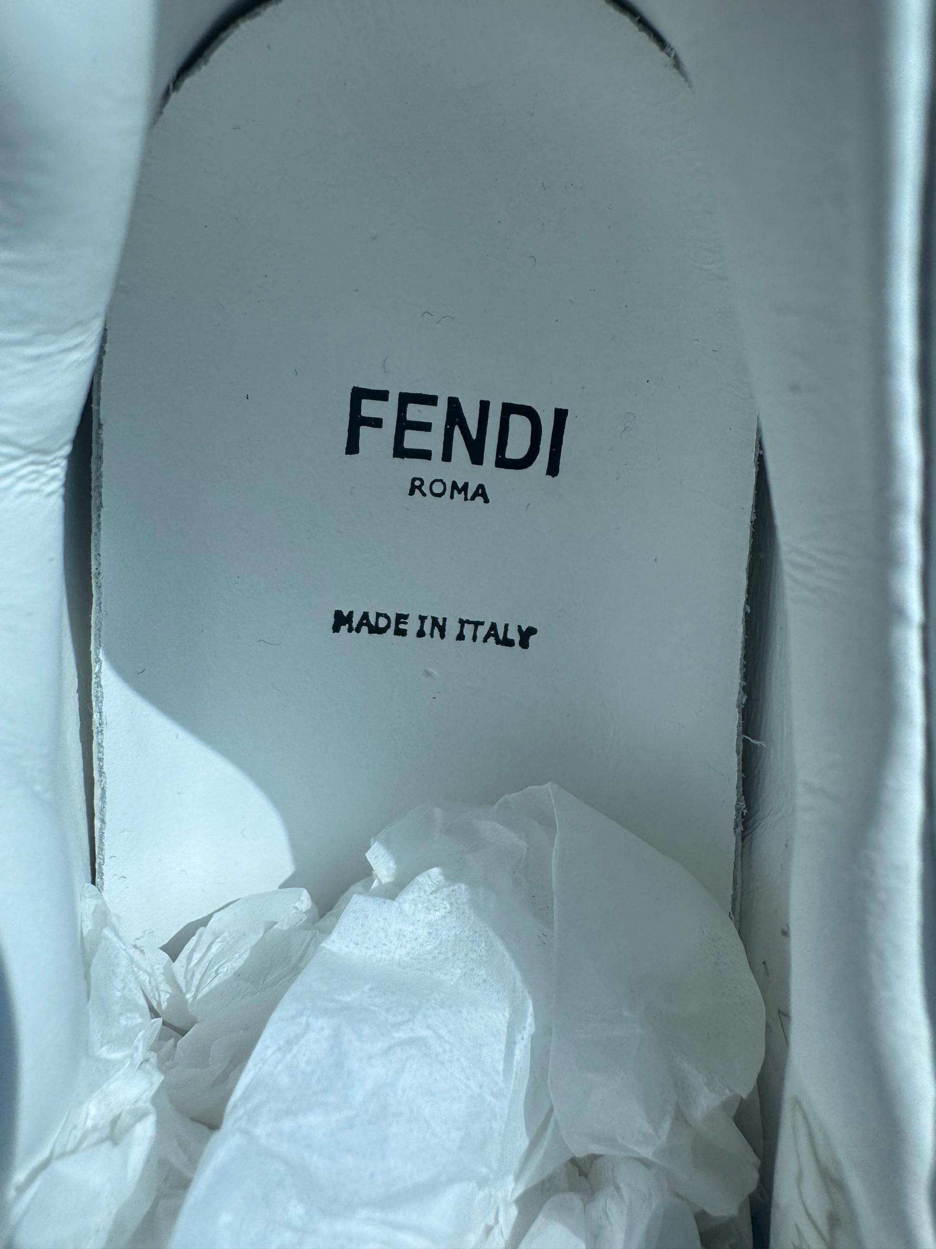 명품 FENDI KIDS 펜디키즈 운동화 유럽사이즈 26  3
