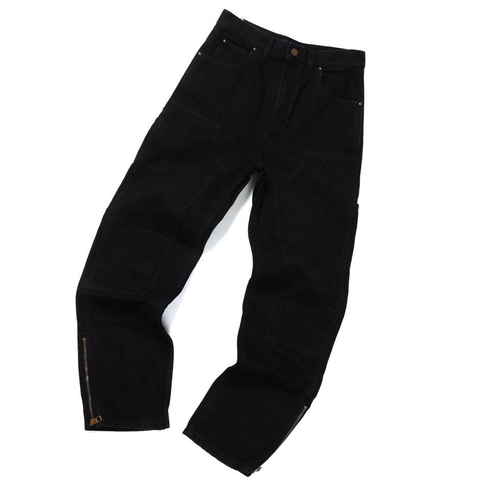 루이비통 Louis Vuitton Monogram Detailed Double Knee 2