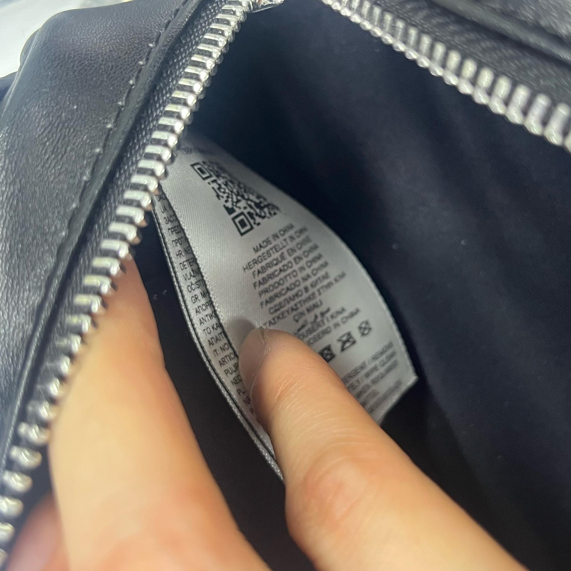 Coperni X Puma 스몰백 블랙 새제품 4