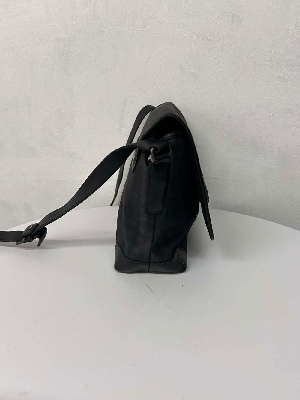 Burberry vintage nova check shoulder bag 4