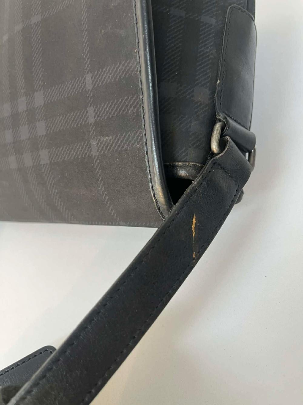Burberry dark nova check shoulder bag 3