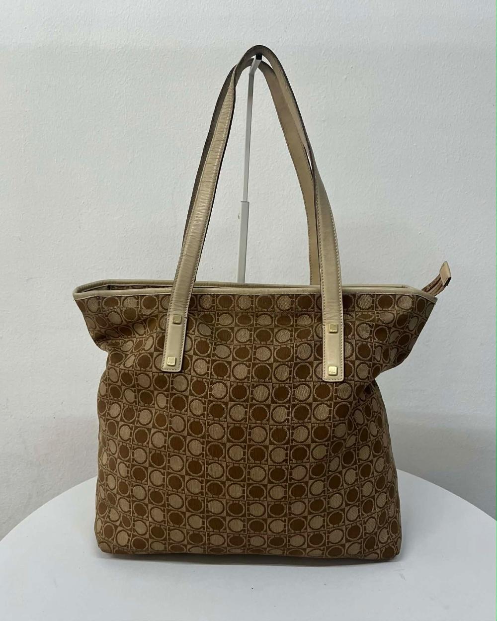 Salvatore Ferragamo Gancini jacquard tote bag 2