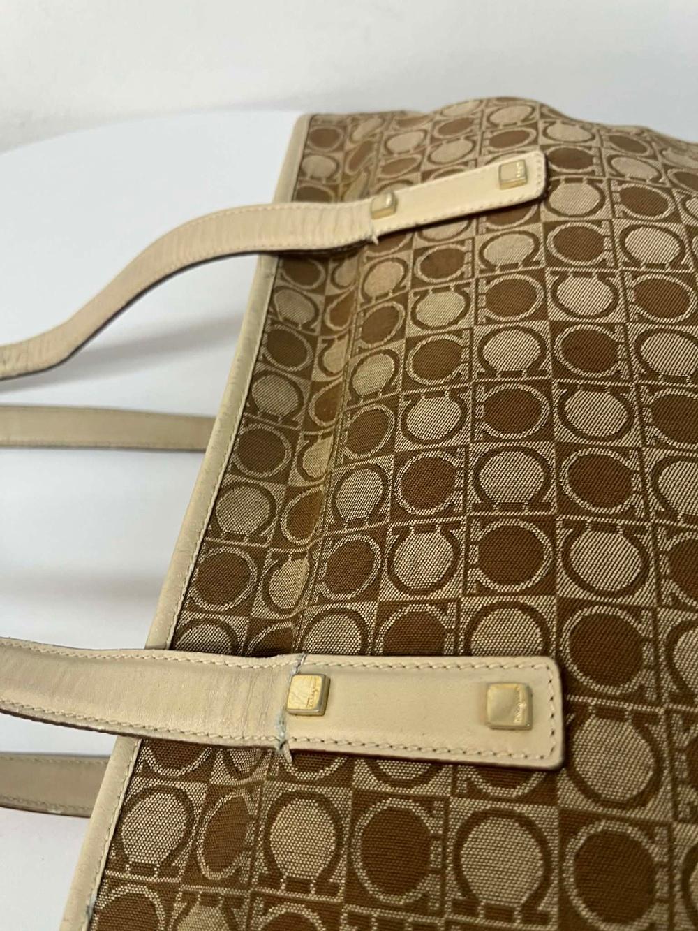 Salvatore Ferragamo Gancini jacquard tote bag 10