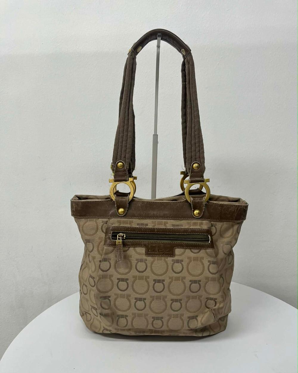 Salvatore Ferragamo Gancini jacquard tote bag 2
