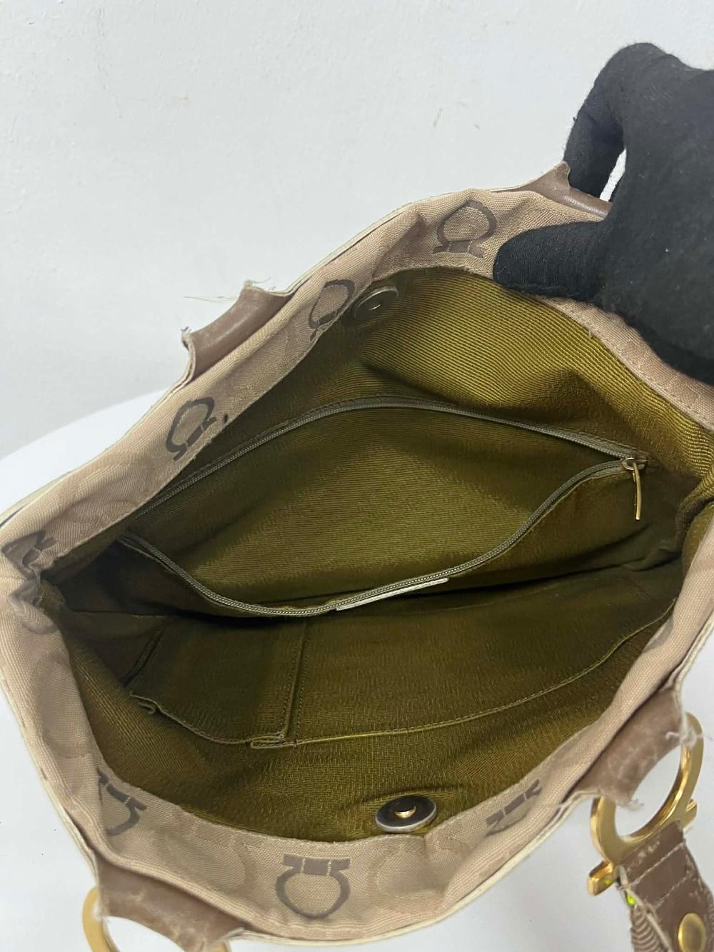 Salvatore Ferragamo Gancini jacquard tote bag 7