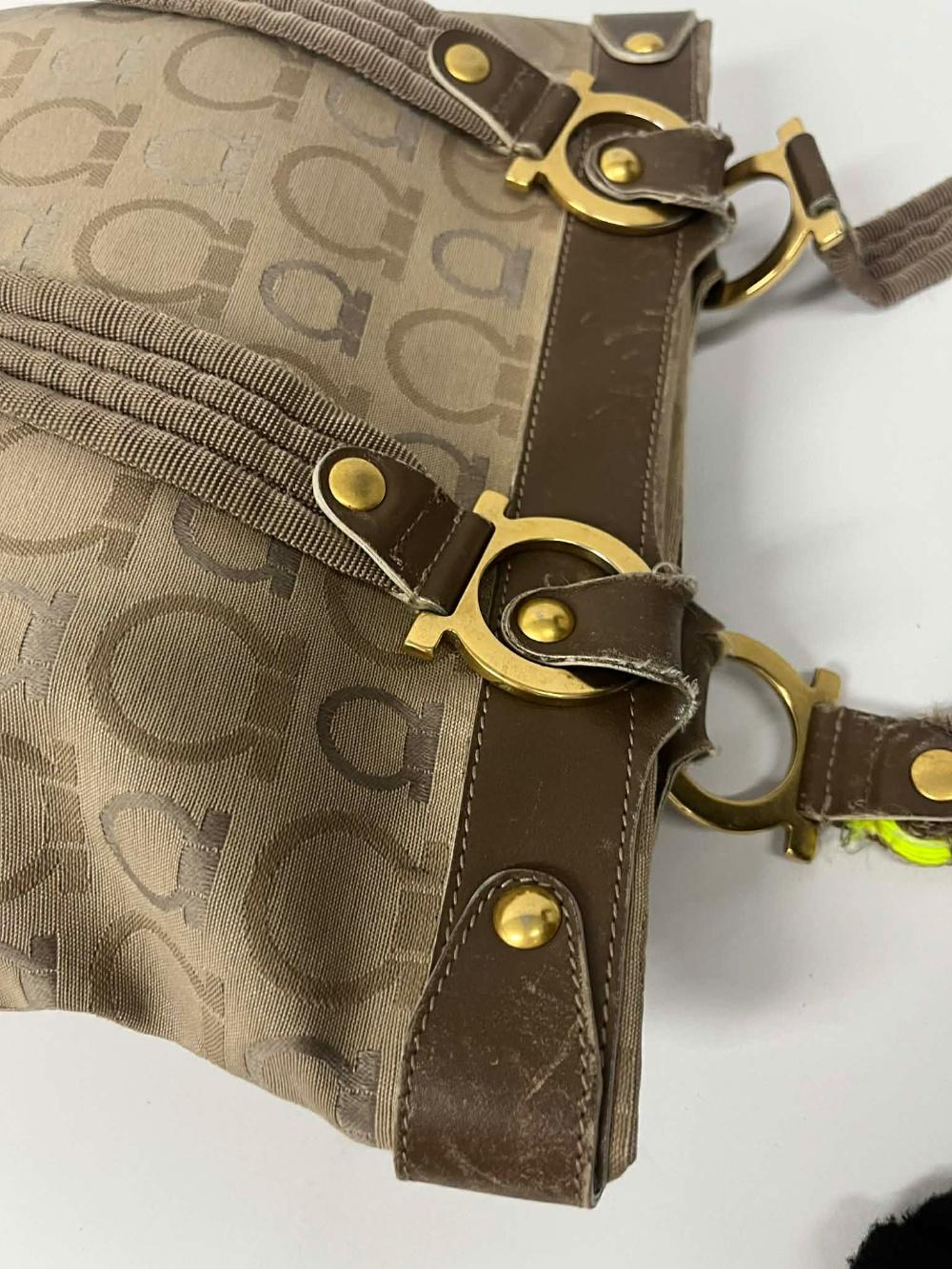 Salvatore Ferragamo Gancini jacquard tote bag 10